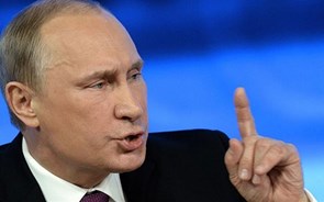 Putin quer 'ampla coligação antiterrorista' a combater 'jihadistas'