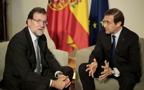 Rajoy: Coligação PS-BE-PCP em Portugal seria 'negativo para todos'