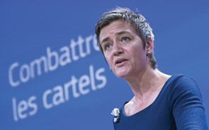 Bruxelas congratula-se com acordo e pede plano de reestruturação