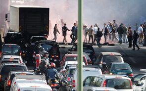 Paris protestos uber taxis