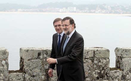 Passos defende 'Espanha unida' em encontro com Rajoy em Bruxelas