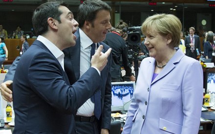 Instituto alemão conclui que Alemanha ganhou mais de 100 mil milhões com a crise grega  