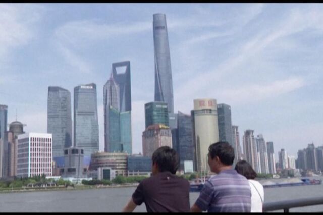 Elevador do edifício mais alto da China atinge 18 metros por segundo