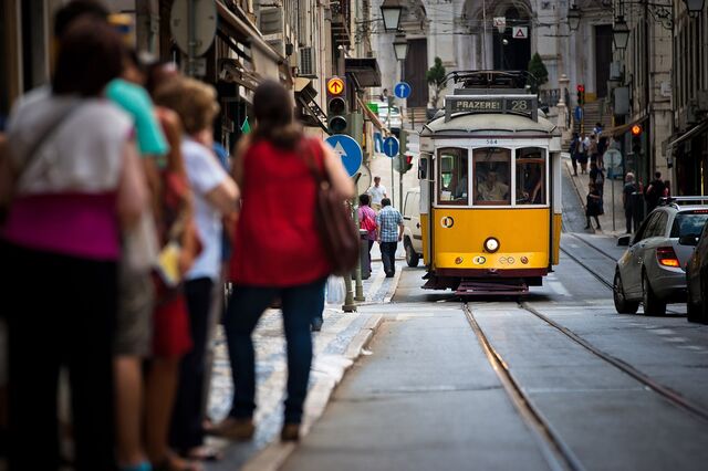 Salários, pensões e subsídio de desemprego vão subir em 2018