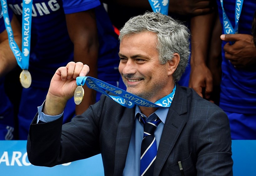 1º José Mourinho (Chelsea) 18 milhões de euros 