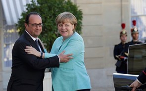 Crise grega ao minuto, segunda 6 de Julho: Merkel e Hollande mantêm aberta porta das negociações. BCE exige mais colaterais aos bancos