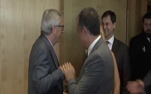 Juncker recebe líder da oposição grega 