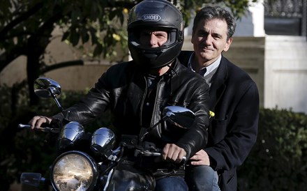 Tsakalotos deverá continuar a ser o ministro das Finanças grego