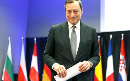 Nova arma do BCE atira juros das empresas para baixo de 1%