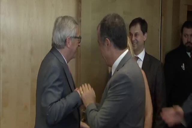 Juncker recebe líder da oposição grega 