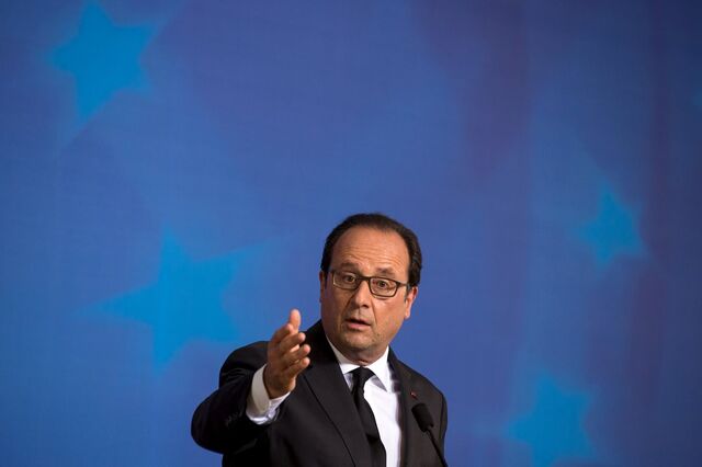 Hollande diz que Trump provoca 'náuseas' em todo o mundo