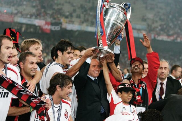 Berlusconi admite vender o AC Milan, mas prefere 'mãos italianas'