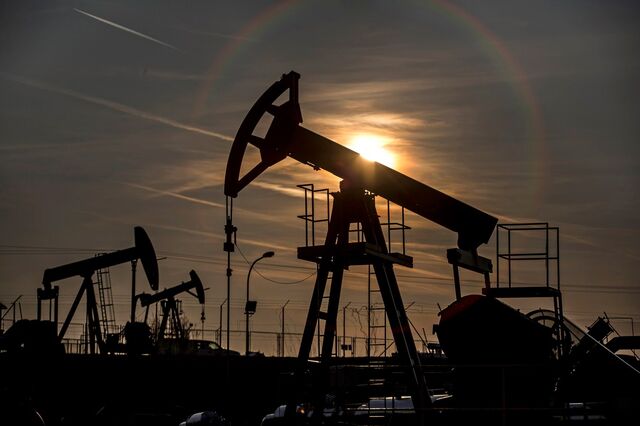 OPEP corta estimativas para a procura de petróleo e lança dúvidas sobre sustentabilidade da subida de preços