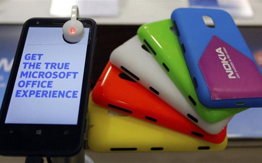 BLOOMBERG TV - Why Microsoft Wrote Down Nokia
