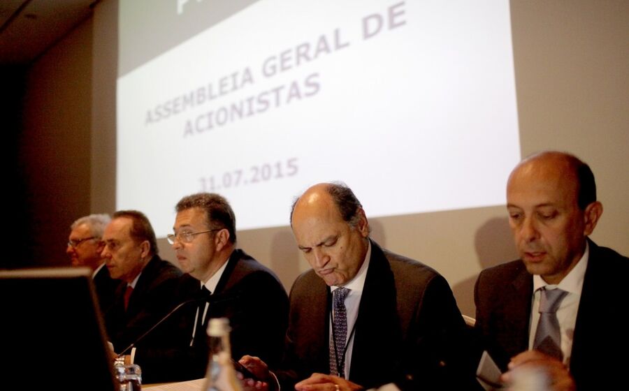 Pharol palha da silva rafael mora