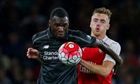 Benteke está na quinta posição das maiores transferências do futebol europeu este ano. O Liverpool pagou 44,7 milhões de euros ao Aston Villa.