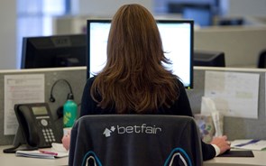 Paddy Power e Betfair criam a maior empresa de apostas online do mundo