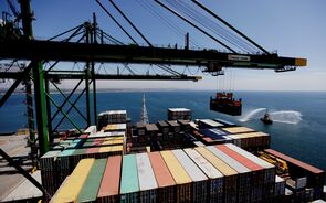 porto sines, contentores, exportações