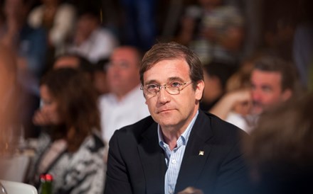 Passos Coelho elogia recuperação de Portugal mas relembra perigo de um regresso ao passado