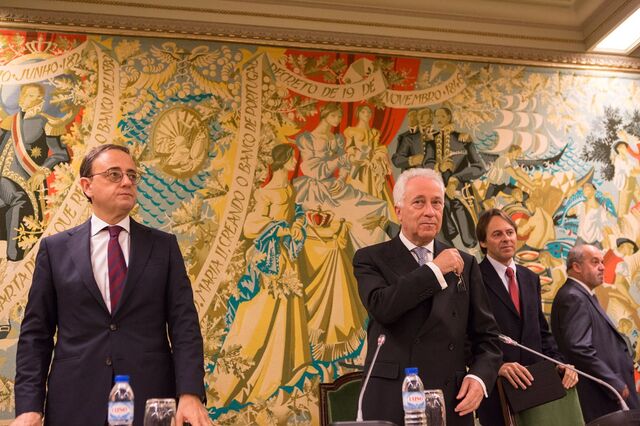 Obrigacionistas do Novo Banco usam Governo contra Banco de Portugal