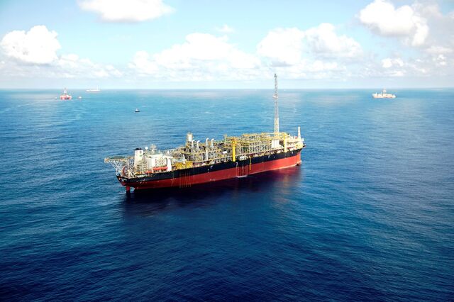 Brasil leiloa reservas que podem elevá-lo a quinto maior produtor de petróleo bruto