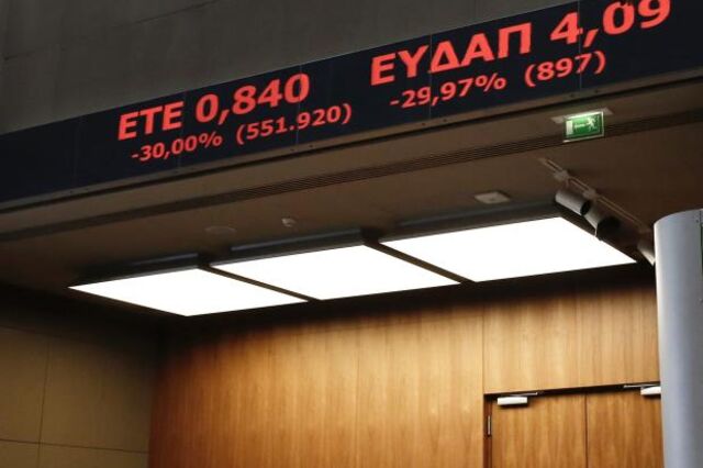 Controlo de capitais vai continuar a asfixiar acções gregas