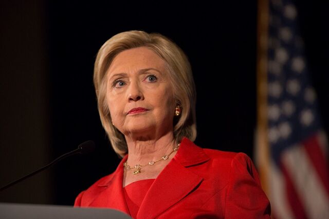 O preço deste medicamento disparou 500%... e Hillary não gostou