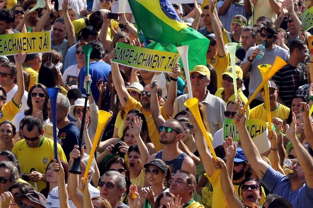 Acordo Ortográfico entra em vigor no Brasil depois de três anos de polémica