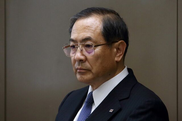 Toshiba mantém presidente interino e antecipa prejuízos em 2015