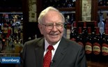 O que pensa Warren Buffett sobre a China, os salários e Donald Trump