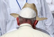 Papa Francisco com Raul Castro. 