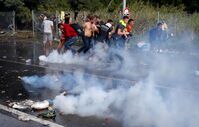 hungria refugiados confrontos