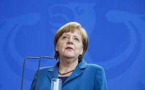 Merkel diz que é preciso travar saída de mais países da UE