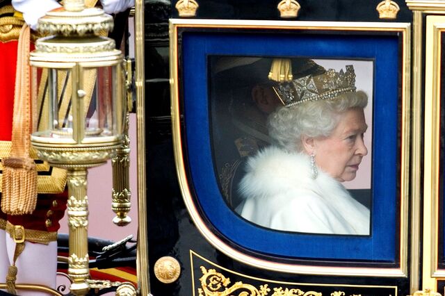 Brexit: Rainha dá 'ok' ao início do divórcio da UE