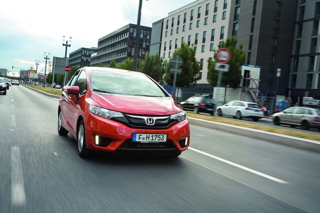 Automóveis no Weekend: Honda Jazz