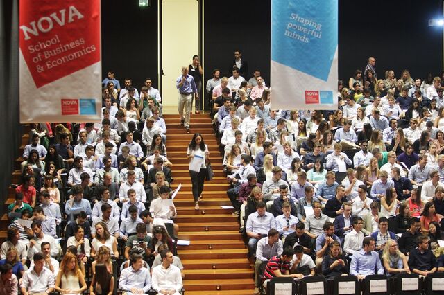 OCDE: Universidades têm 'financiamento instável' e professores envelhecidos