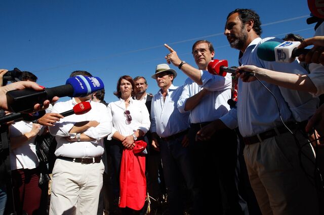 Meta do défice de 2015 cada vez mais improvável