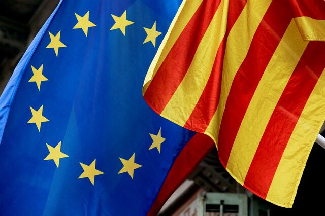 Juncker fecha a porta à independência unilateral da Catalunha