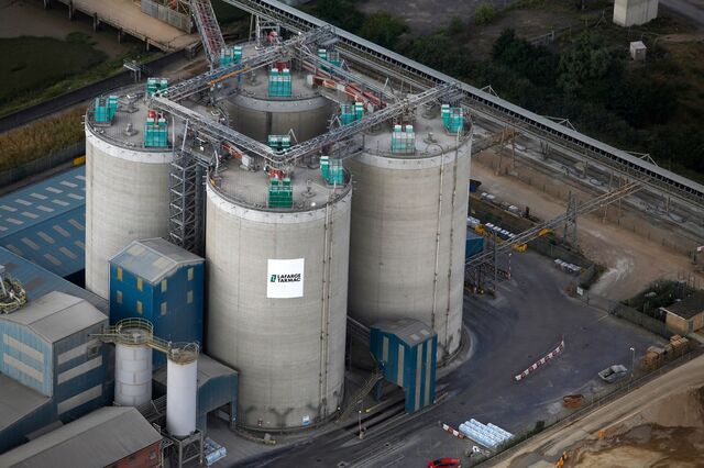 Negócio da Lafarge com grupos armados na Síria leva a demissão de CEO