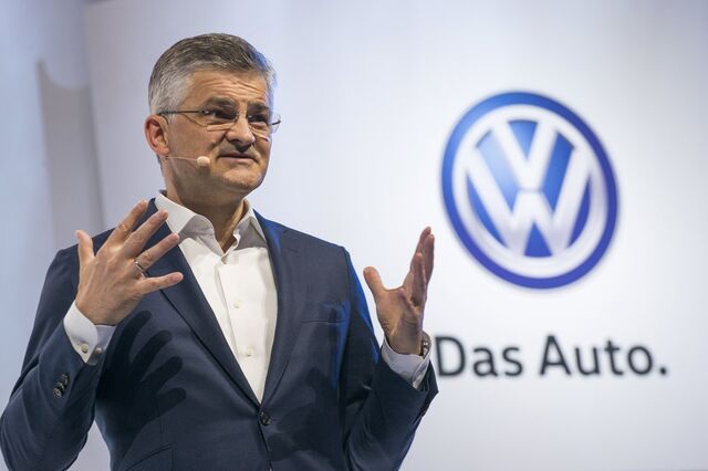 CEO da Volkswagen EUA pede desculpa aos clientes 'afectados' pela manipulação da empresa