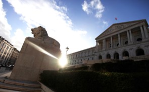 Debates quinzenais regressam e deputados únicos têm mais direitos