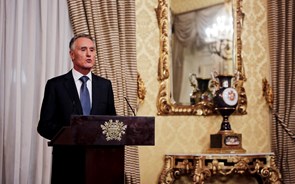 Cavaco agenda presidenciais para 24 de Janeiro