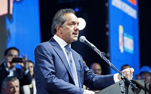 Sondagens nas presidenciais na Argentina dão vitória a Daniel Scioli