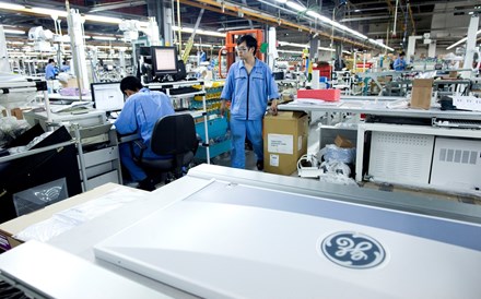 General Electric planeia cortar 6.500 postos de trabalho na Europa