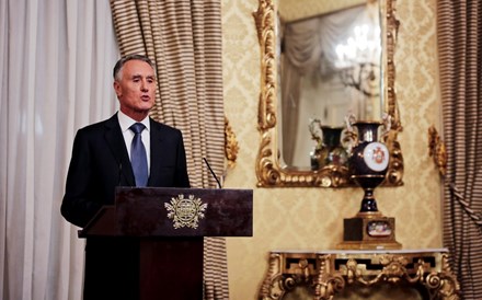Cavaco Silva promete 'lealdade institucional' mas deixa avisos de que ainda tem poderes