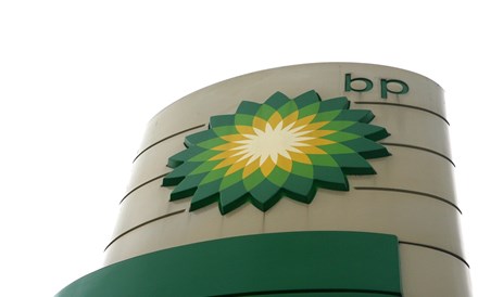 BP investe 20 milhões em baterias que carregam carros eléctricos em cinco minutos