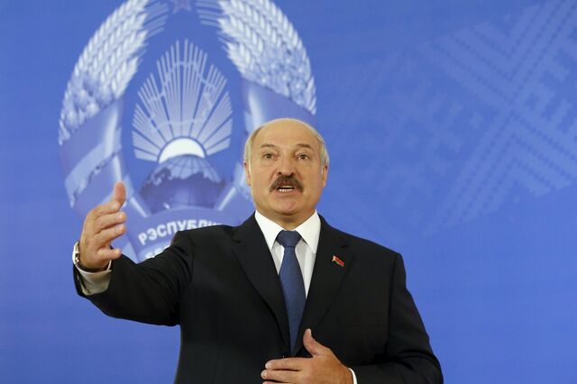 Lukashenko eleito para sexto mandato na Bielorrússia com 80% dos votos 