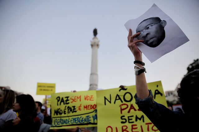 Crise e contestação fazem sombra a Angola
