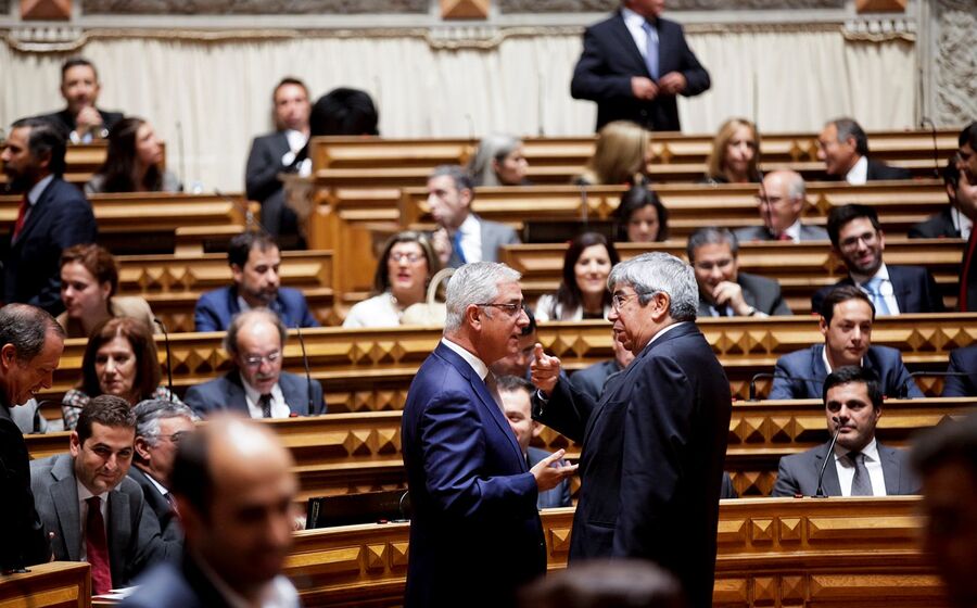 Parlamento Assembleia da República Fernando Negrão Ferro Rodrigues
