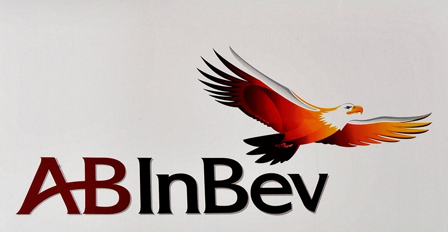 A segunda maior fusão no sector das bebidas foi protagonizada pela InBev que comprou a Anheuser-Busch em 2008 por 59,5 mil milhões de dólares (ao câmbio actual cerca de 80 mil milhões de euros).